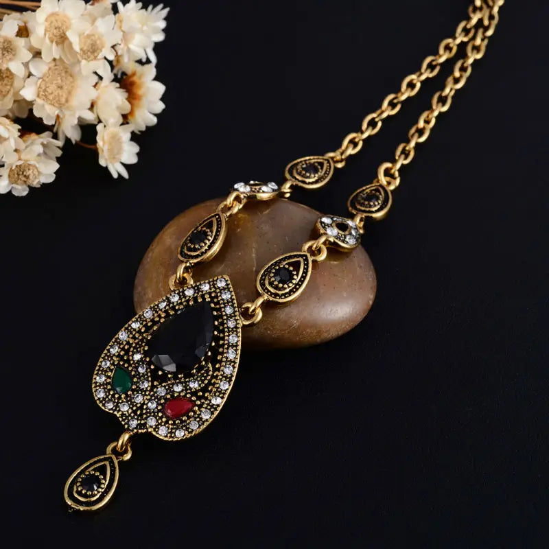 Elegant Turkish Jewellery Set