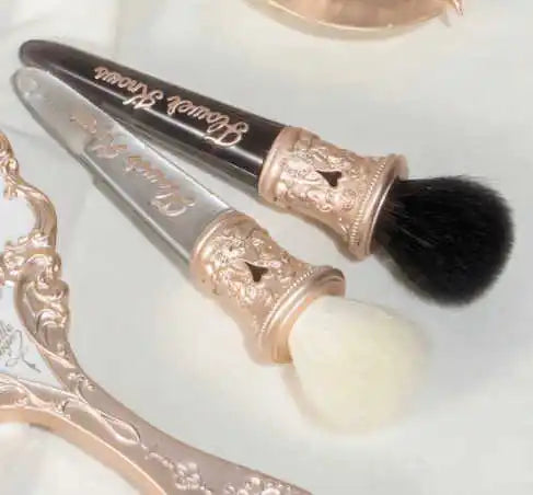 Flower Knows All Series Make Up Brush