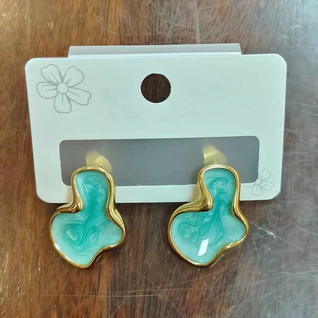 Irregular Stud Earring