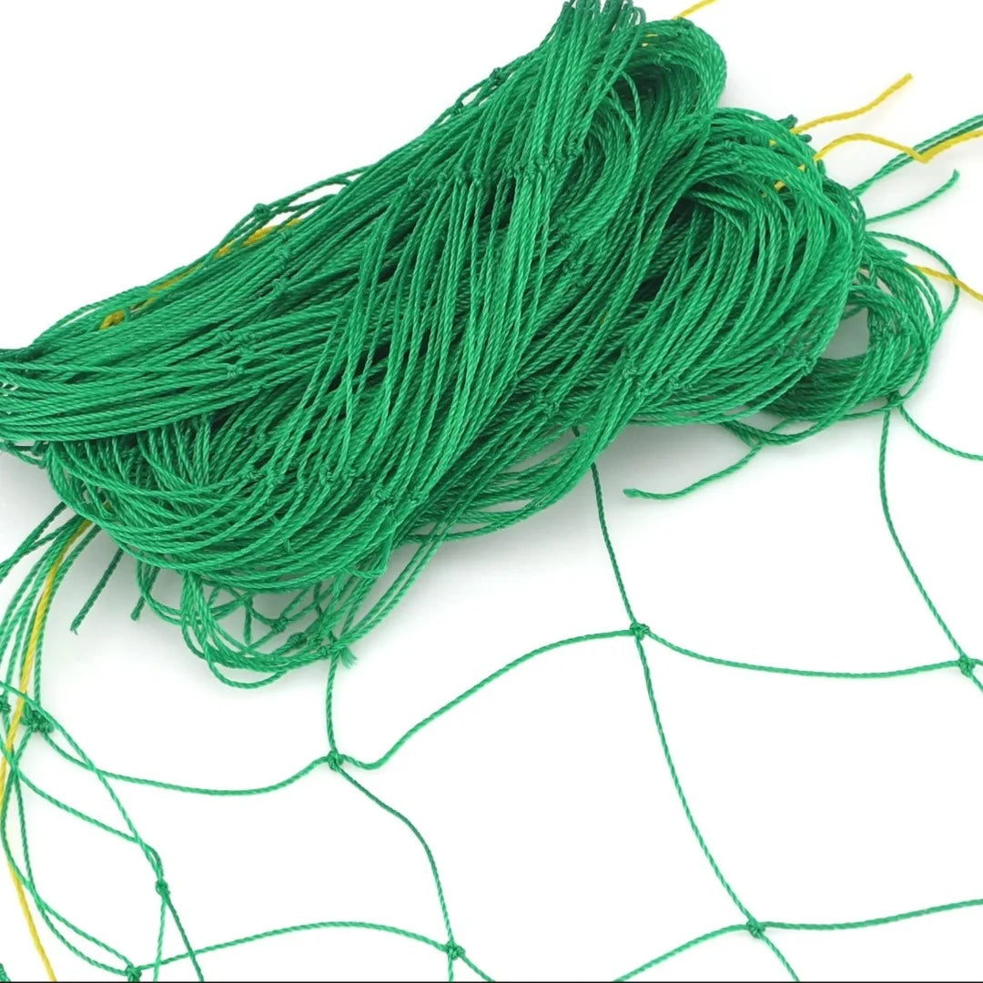 Heavy-Duty Garden Climbing Net – UV-Resistant Nylon Trellis