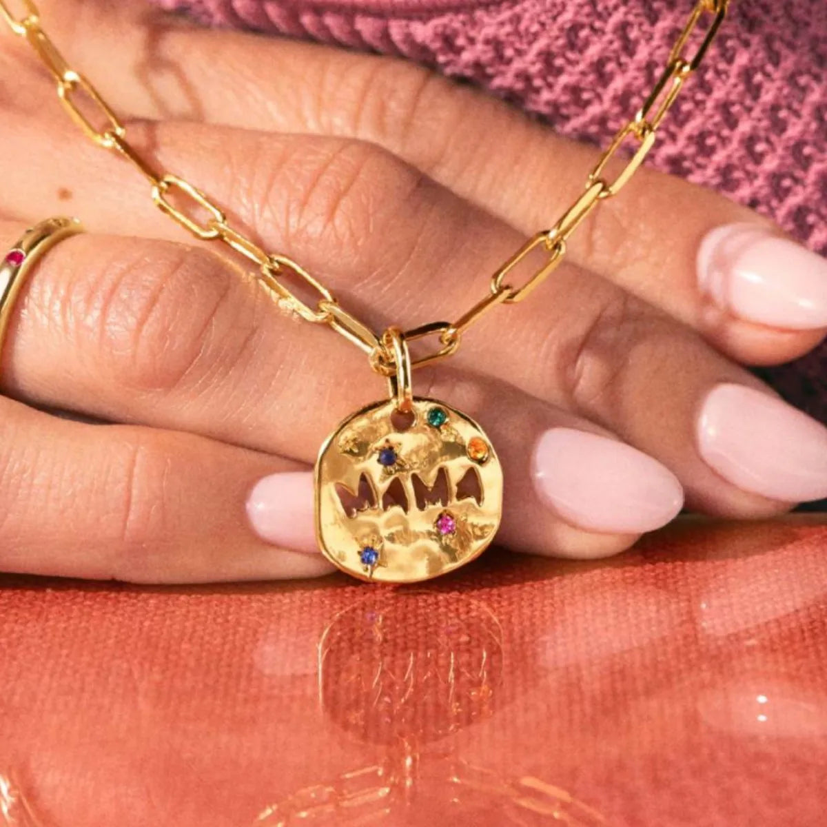 MAMA Necklace