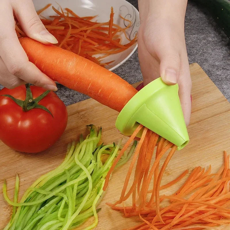 Multifunctional Spiral Shredder for Vegetables and Fruits