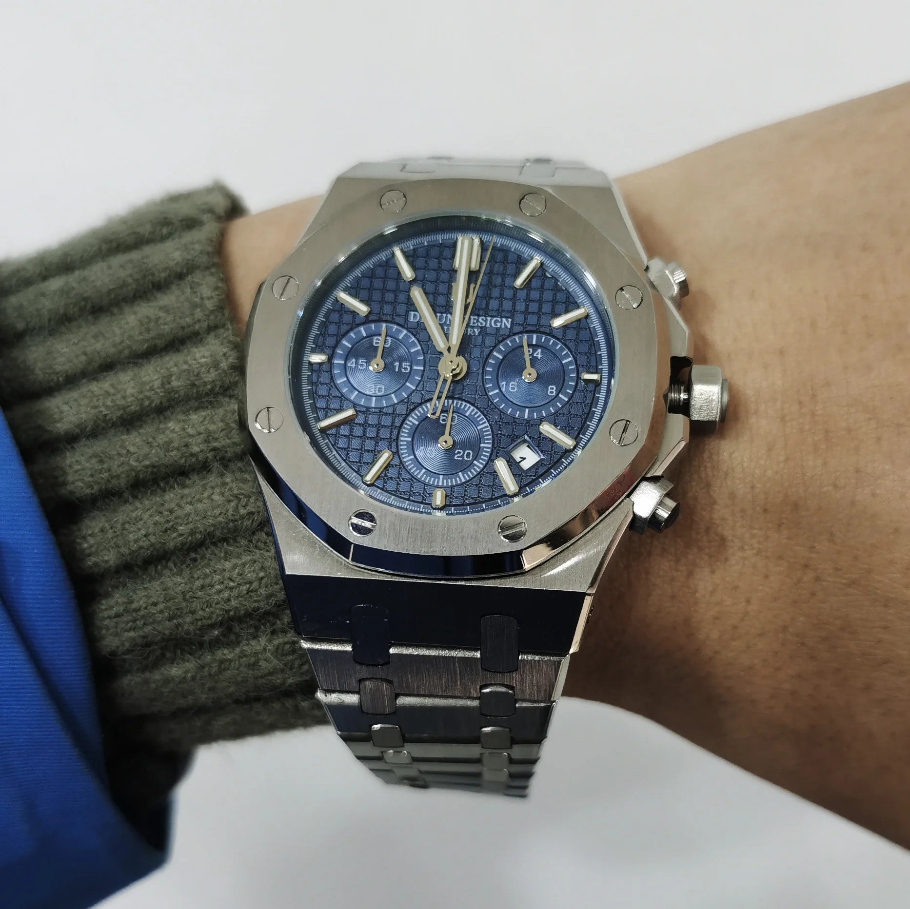 Men Quartz Stainless Steel Watch