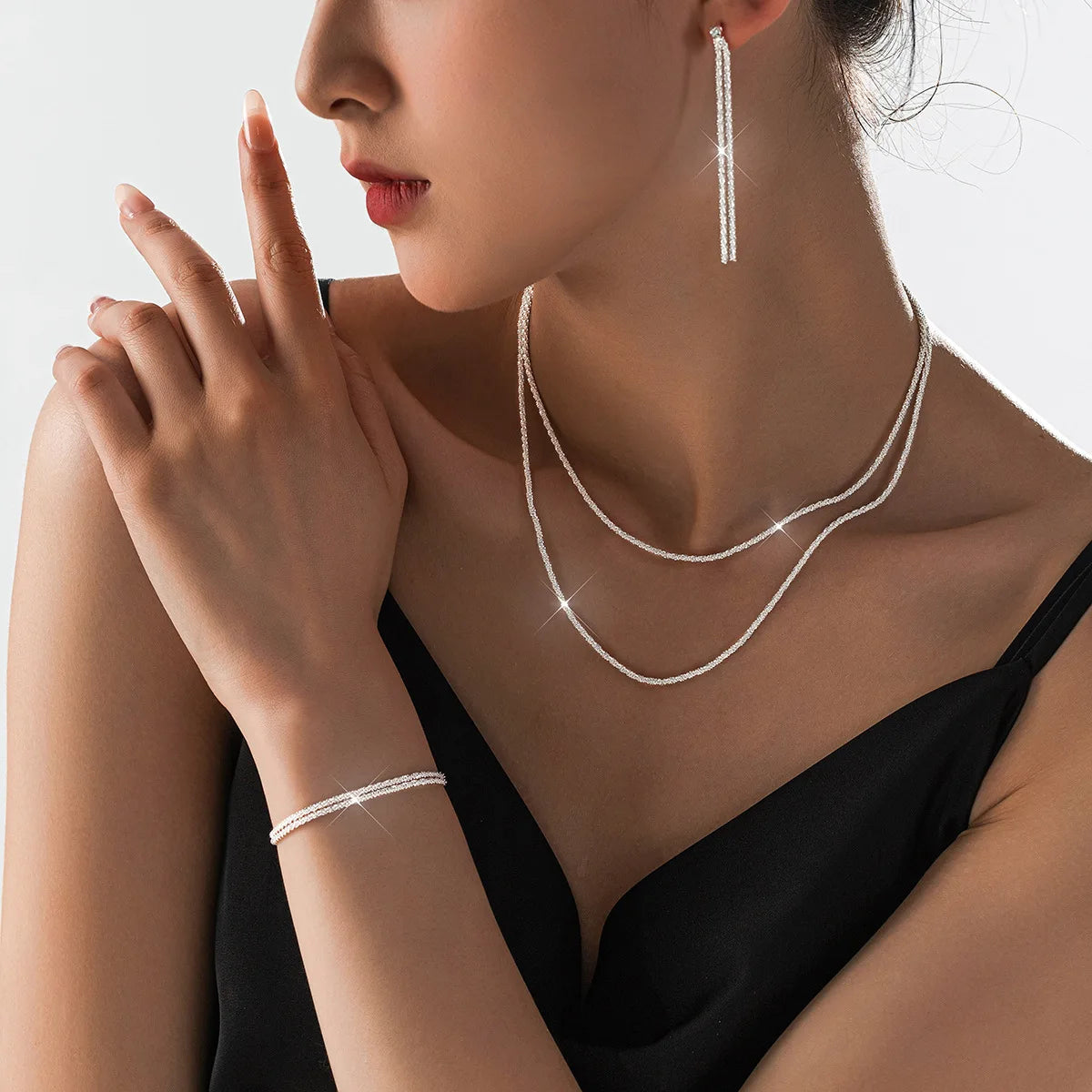 Set of Shiny Silver plated jewellery set with earrings & necklace