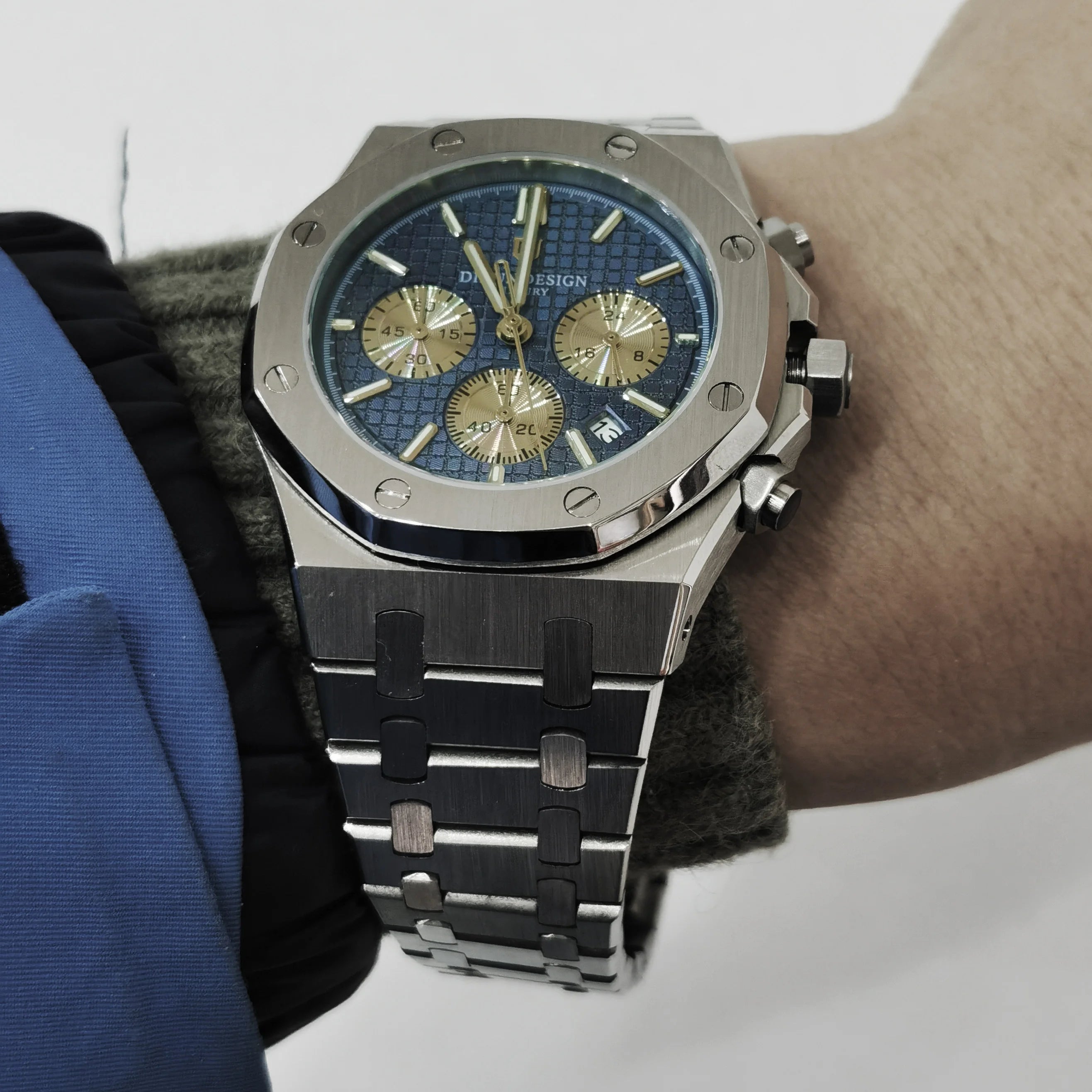 Men Quartz Stainless Steel Watch