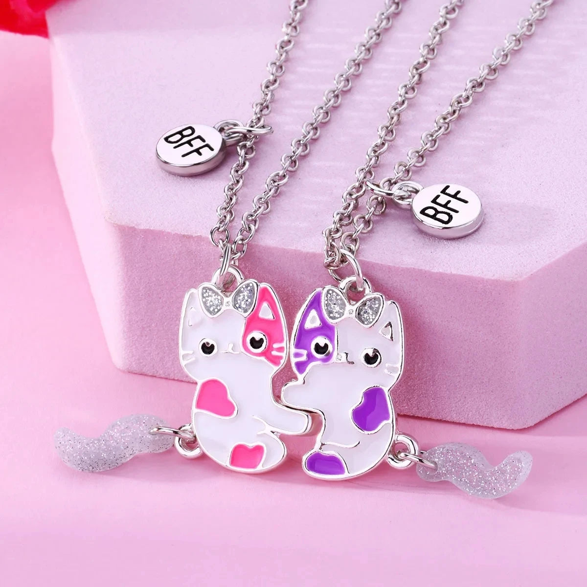 2Pcs Cute Cartoon Animal Magnetic Necklace
